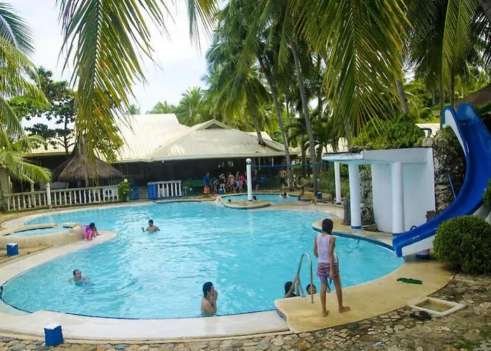 Estaca Bay Gardens Conference ホテル Liloan
